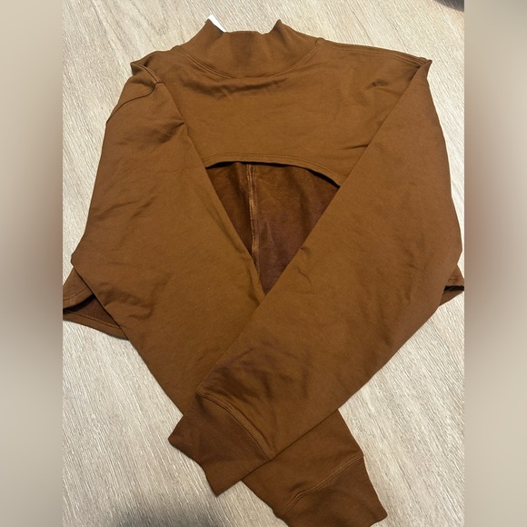 Lululemon Mock Neck Turtlenock- New - Picture 5 of 7